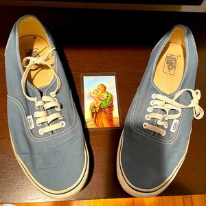 Low top denim colored vans size 12